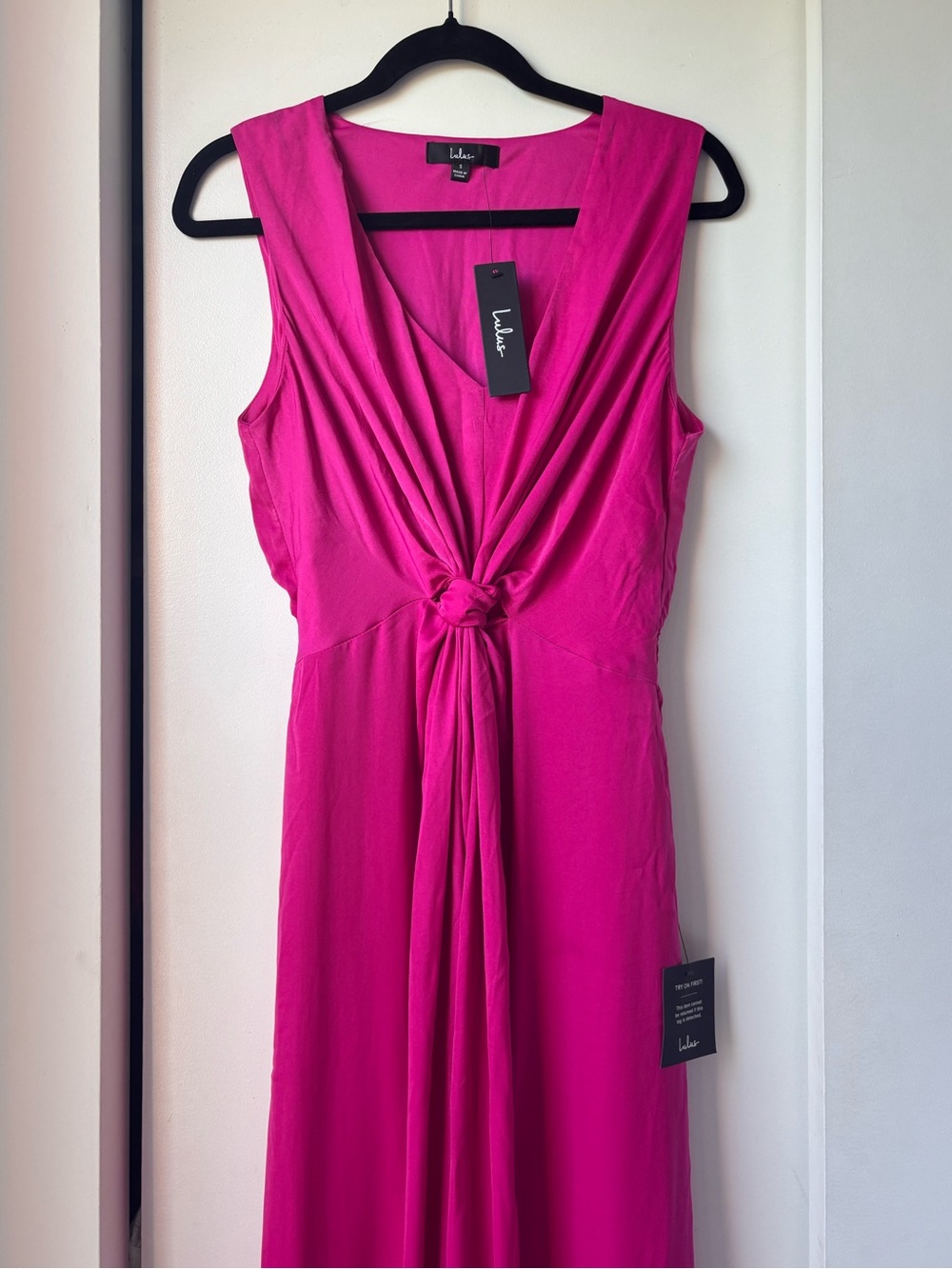NWT Lulu’s See Me Stun Magenta Sleeveless Knotted Maxi Dress Size S